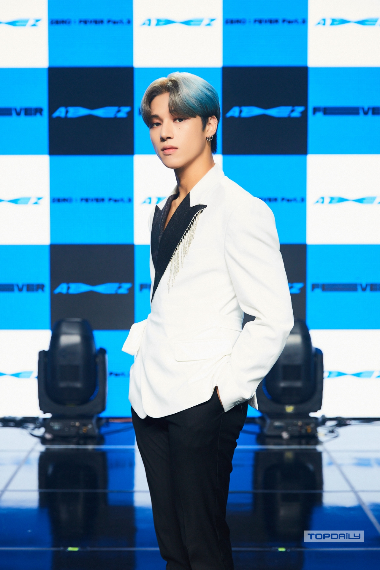 에이티즈(ATEEZ) 우영, 치명적인 눈빛