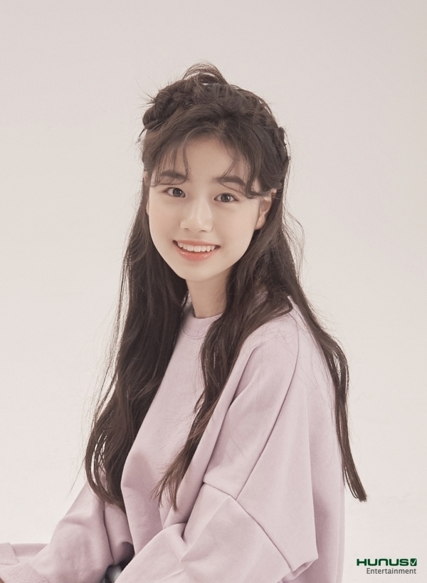 이가연, 후너스엔터테인먼트 전속계약 