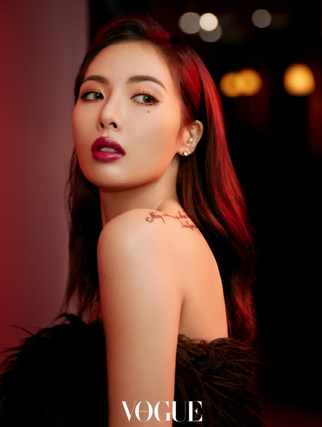 현아, 매혹적인 레드립 메이크업을 선보여
