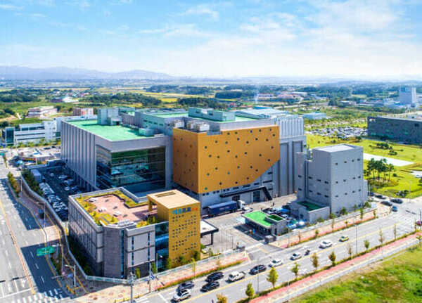 에코프로비엠 로봇·이차전지 관련 이미지