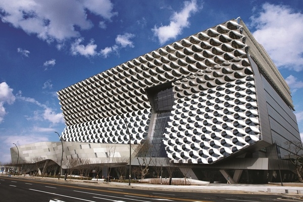 코오롱인더·ENP, '중복상장 제거' 수혜 보나 - 뉴스 썸네일 이미지